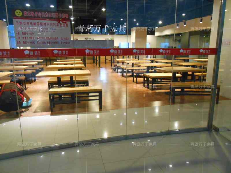  微笑美食城 李村蘇寧電器店