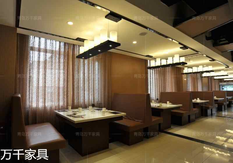  紅與黑全國(guó)連鎖加盟店