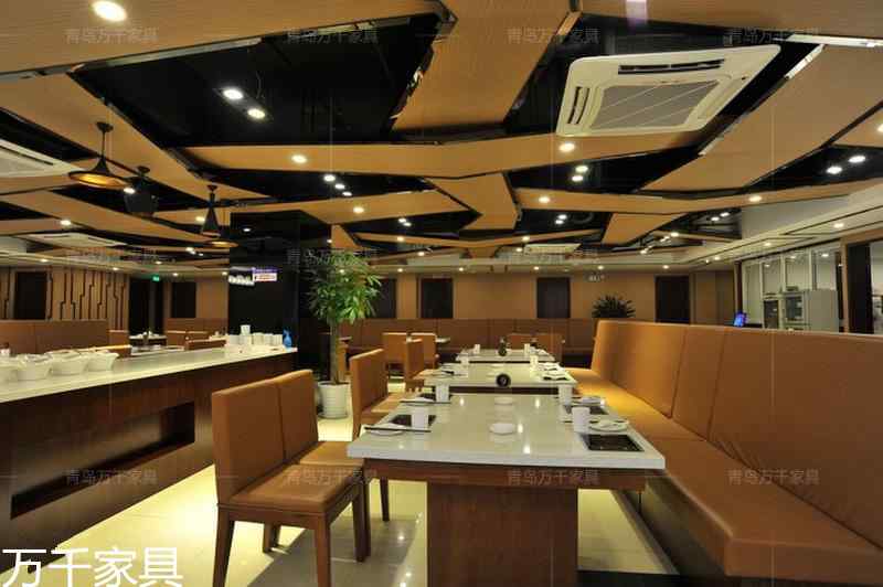  紅與黑全國(guó)連鎖加盟店